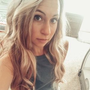 Meet your Posher, Allie